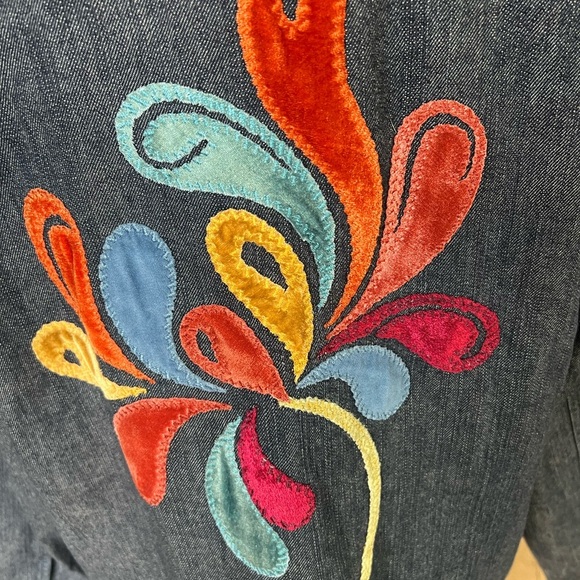 iOS Embellish ladies denim jacket. large. NWOT. Never. Worn. Perfect condition - Picture 10 of 16